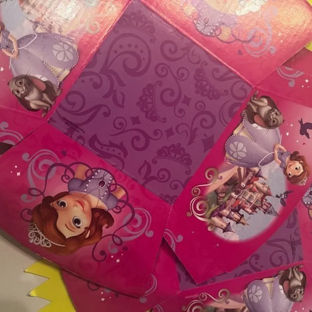 FREE w/any bundle / 2 Princess Cardboard Snack Bowls‎ (birthday)
